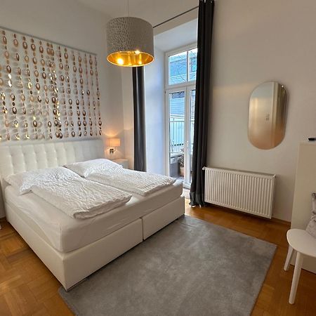 Kristall Doppelzimmer Direkt Im Zentrum, Balkon Bad Ischl Extérieur photo